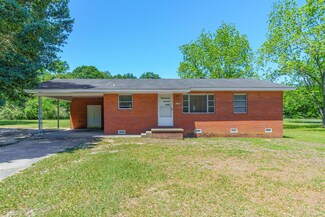 1225 Old Richton Rd, Petal, MS 39465