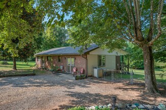 507 Brooks Lake Rd, Rutherfordton, NC 28139