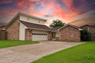 3936 Turtle Creek Dr, Port Arthur, TX 77642