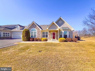 374 Shady Brook Dr Unit 171, Langhorne, PA 19047