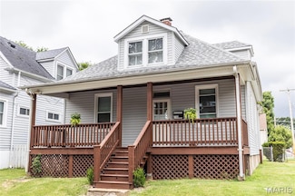 711 Erskine Ave, Saint Louis, MO 63125
