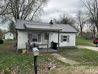 1703 North St, Washington, IN 47501
