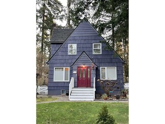 4144 Sunset Dr, Lake Oswego, OR 97035