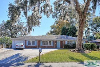 15 Lakewood Dr, Thunderbolt, GA 31410