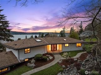 20314 SE 40th St, Sammamish, WA 98075