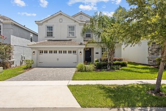 8822 Interlocking Ct, Davenport, FL 33896