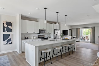 8001 Lake Laurel Ln Unit B, Glen Allen, VA 23060