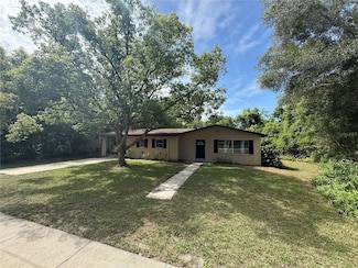 1570 W Beresford Ave, Deland, FL 32720