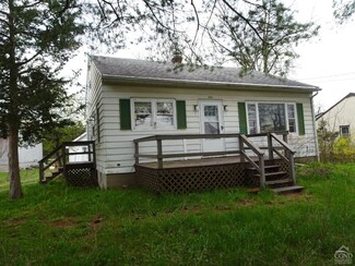325 Fairview Ave, Hudson, NY 12534