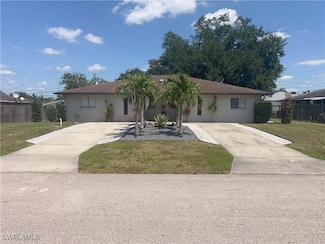 2258 Iris Way, Fort Myers, FL 33905