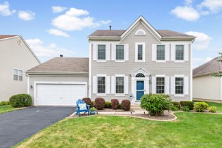 2911 Overbeck Ln, West Chicago, IL 60185