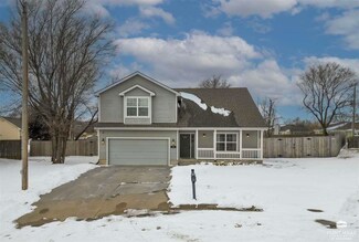 702 Sagebrush Way, Junction City, KS 66441