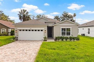 947 Belle Oak Dr, Leesburg, FL 34748