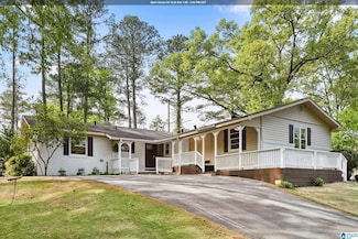 3120 Whispering Pines Cir, Birmingham, AL 35226