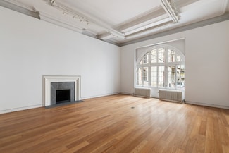 127 E 69th St Unit Retail, New York, NY 10021