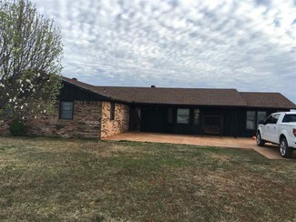 15627 E Longhorn Trail, Douglas, OK 73733