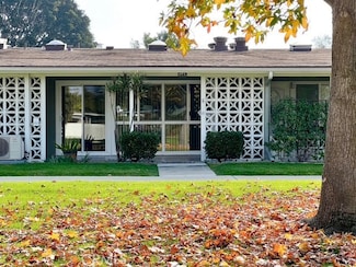 13660 Annandale Dr, Seal Beach, CA 90740