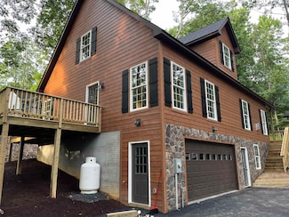 348 Flower Dr, McGaheysville, VA 22840