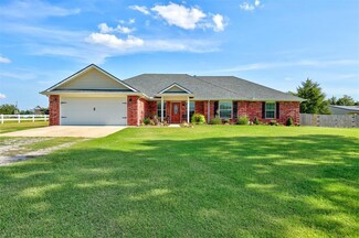 5 Hidden Pointe Rd, Shawnee, OK 74804