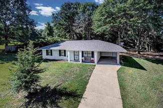 1742 Kennebrew Rd, Jackson, MS 39209