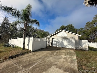 7210 N Lime Dr, Citrus Springs, FL 34433