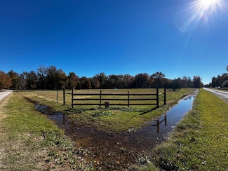 156 Foster Rd, Delhi, LA 71232