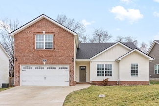 841 Lutz Ln, Clarksville, TN 37042