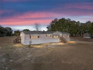 11908 N Care Point, Dunnellon, FL 34433
