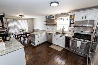 118 Wildwood St, Manchester, NH 03103