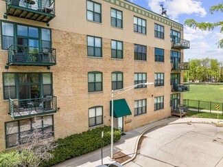 2512 N Bosworth Ave Unit 304, Chicago, IL 60614