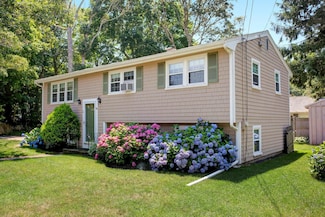 24 Wyman Ave, Bourne, MA 02532