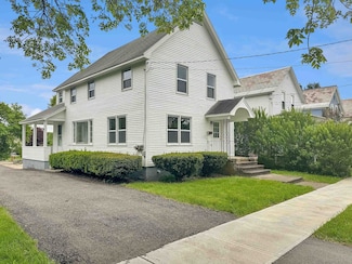 54 E Center St, Rutland, VT 05701