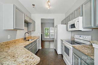 10867 Garden Oaks Ln, Charlotte, NC 28273