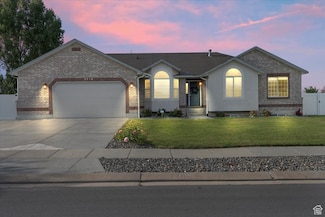 2718 W Southpointe Rd, South Jordan, UT 84095