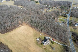 1086 Paddock Rd, Smyrna, DE 19977