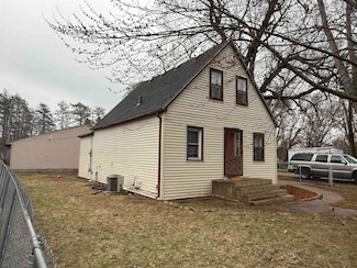 448 Garver Ave, Rockford, IL 61102