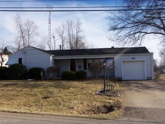 5042 Barrie St NW, Canton, OH 44708