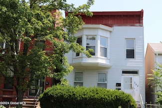 362 3rd St, Troy, NY 12180