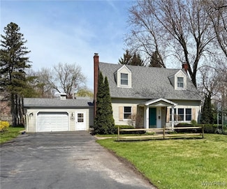 620 Seneca St, Lewiston, NY 14092