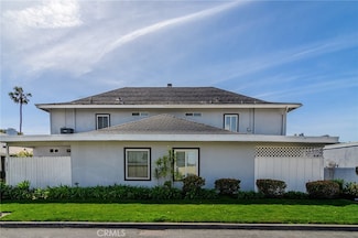 2516 University Dr, Newport Beach, CA 92660