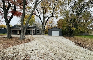 255 N Church St, Austin, IN 47102