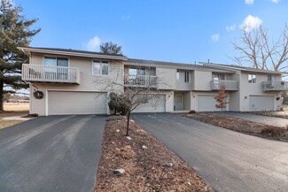 4657 High Point Dr Unit 32, Rockford, IL 61114
