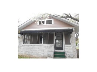 370 N Chelsea Ave, Kansas City, MO 64123