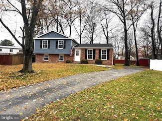 9321 Kenbrooke Ct, Laurel, MD 20723