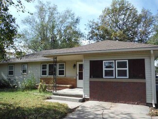223 N Sedgwick Ave, Burrton, KS 67020
