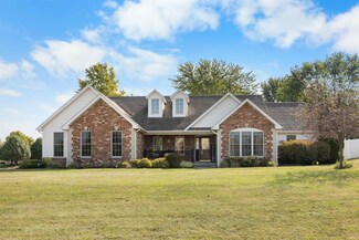 2303 Flowering Crab Dr W, Lafayette, IN 47905