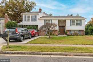 5838 Crowfoot Dr, Burke, VA 22015