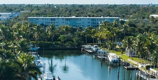 2333 Indian River Blvd Unit 501, Vero Beach, FL 32960