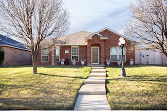1011 Pikes Peak Dr, Amarillo, TX 79110