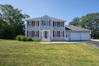 30 Briarcliff Dr, Auburn, MA 01501
